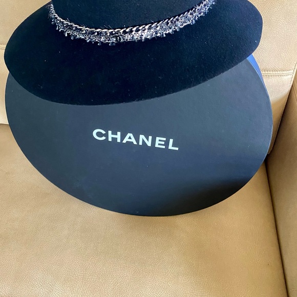❌DO NOT BUY-ON HOLD Chanel Logo Chain Fedora - Picture 6 of 9